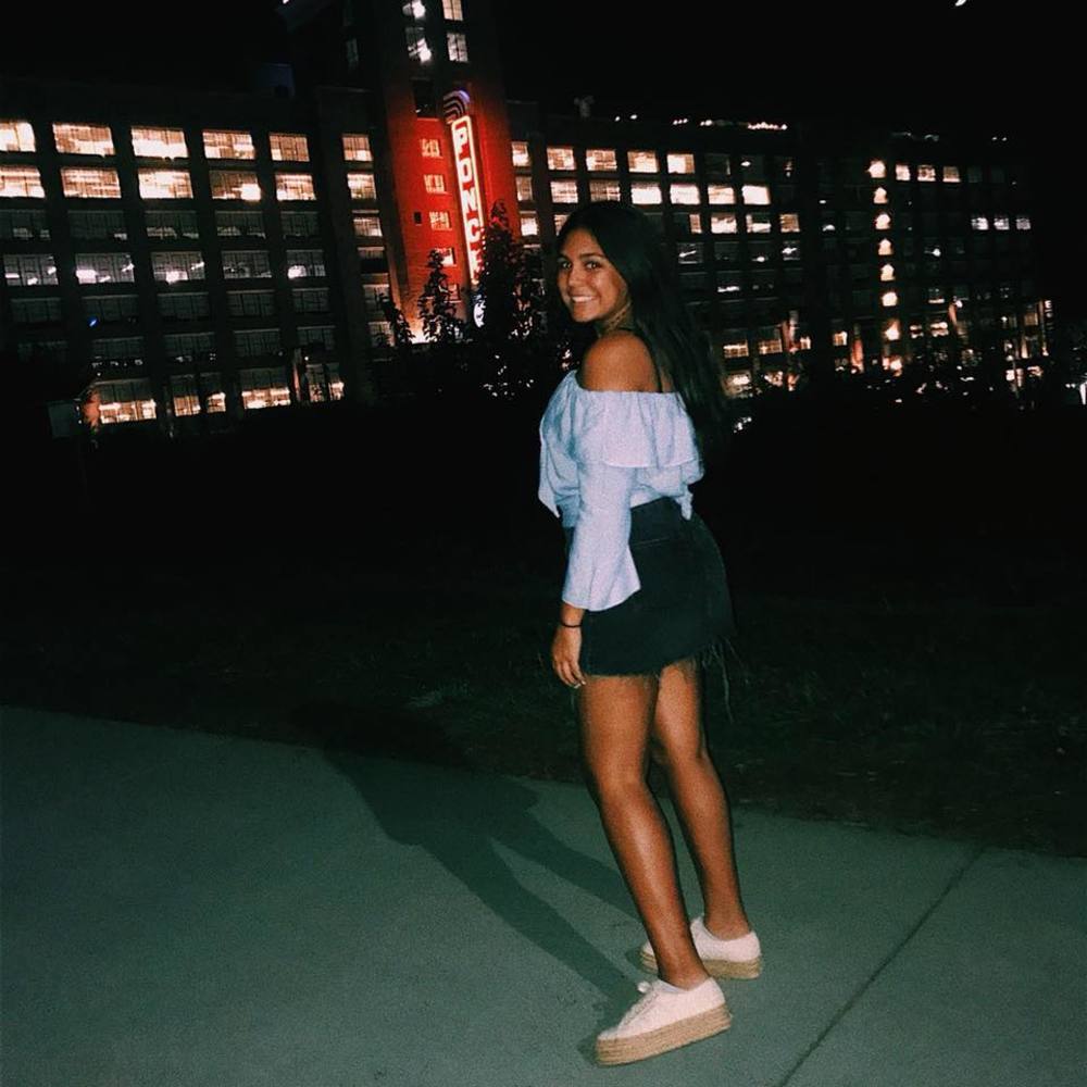 Meet your Posher, Andrea